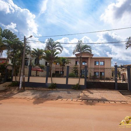 Appart'hotel Mireille Yaoundé Exterior foto