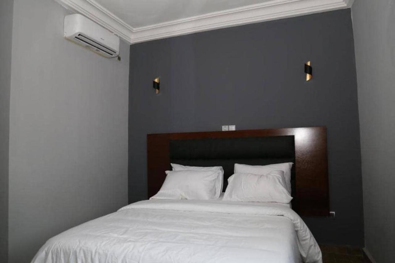 Appart'hotel Mireille Yaoundé Exterior foto