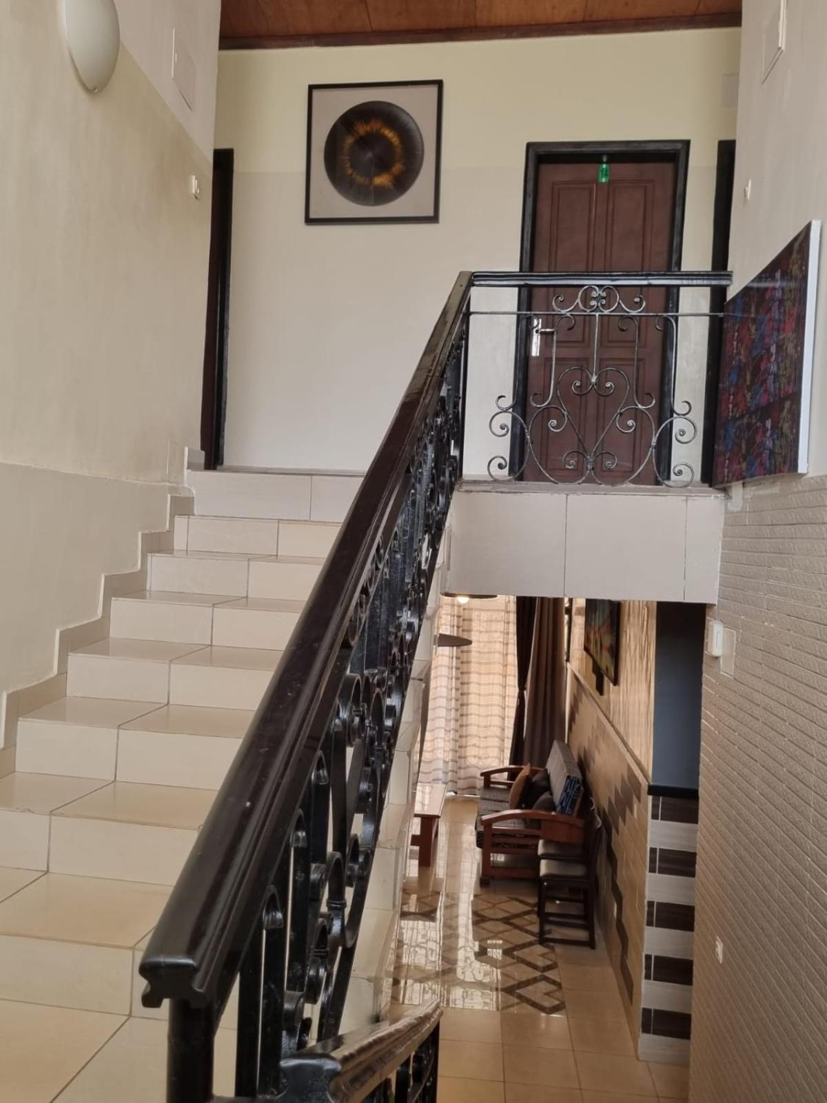 Appart'hotel Mireille Yaoundé Exterior foto