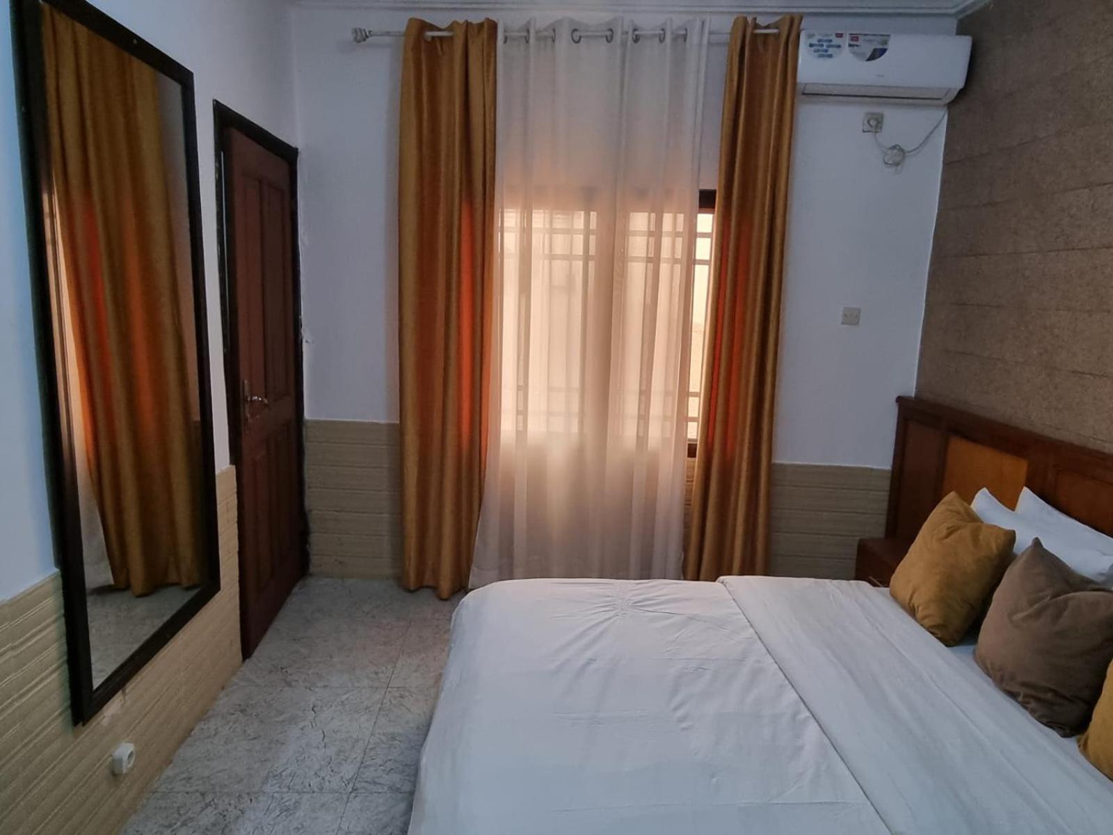 Appart'hotel Mireille Yaoundé Exterior foto