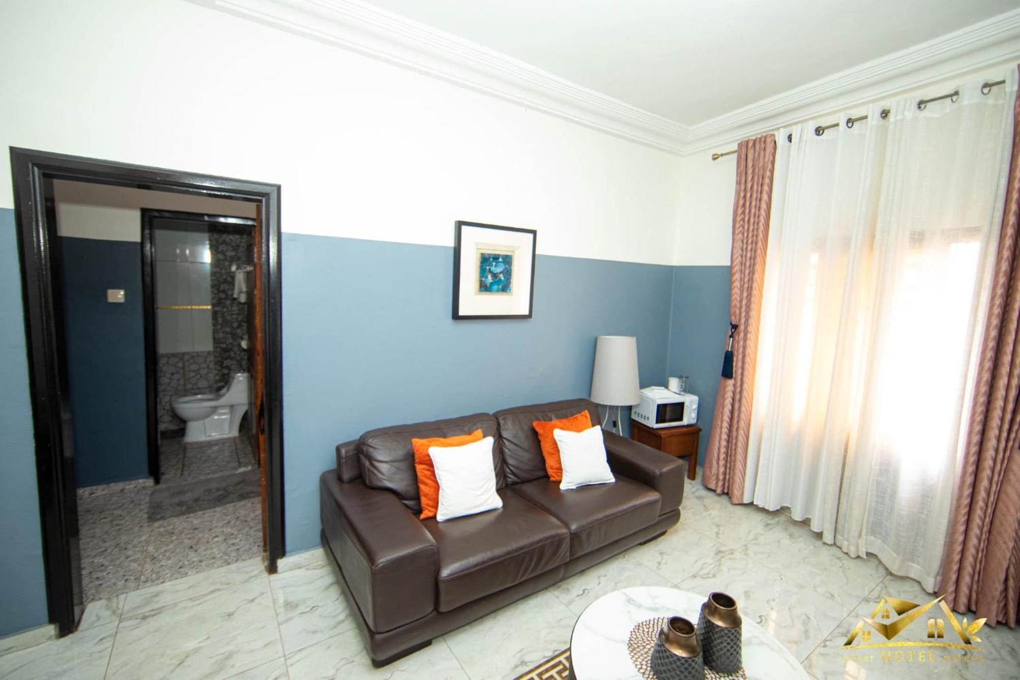 Appart'hotel Mireille Yaoundé Exterior foto