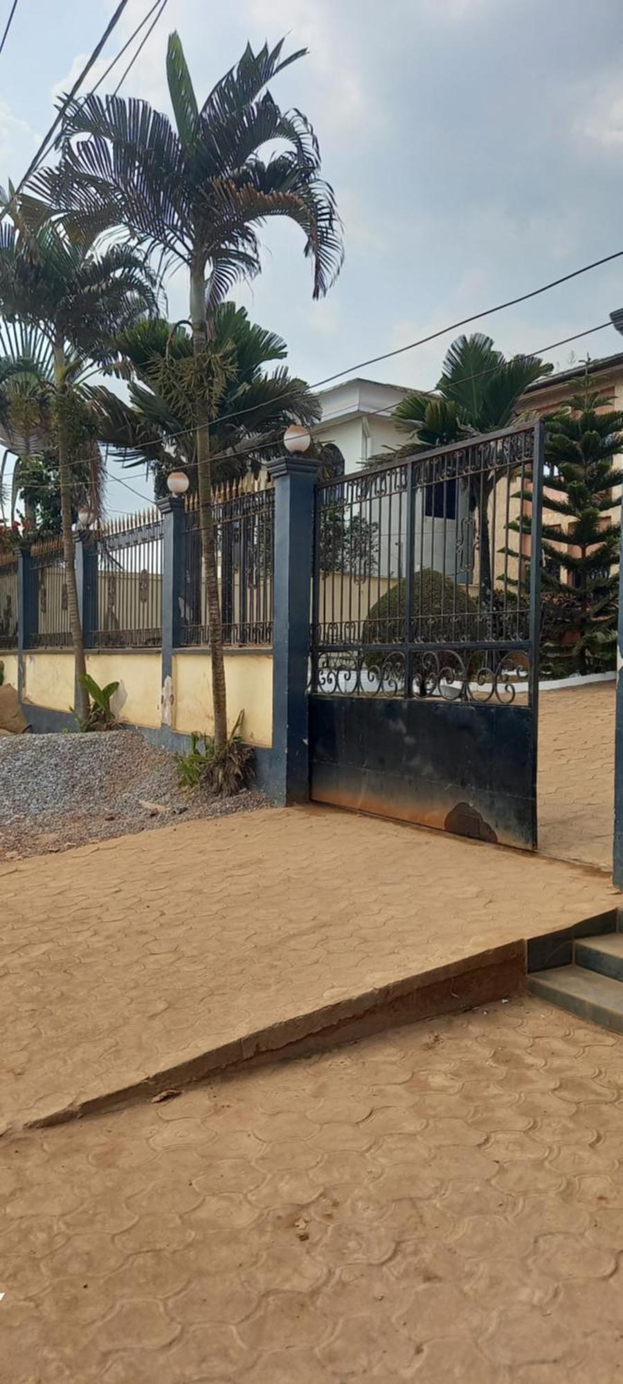 Appart'hotel Mireille Yaoundé Exterior foto